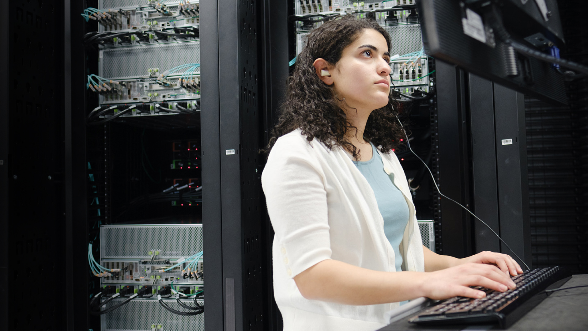 Women in computing lab using AI supercomputer